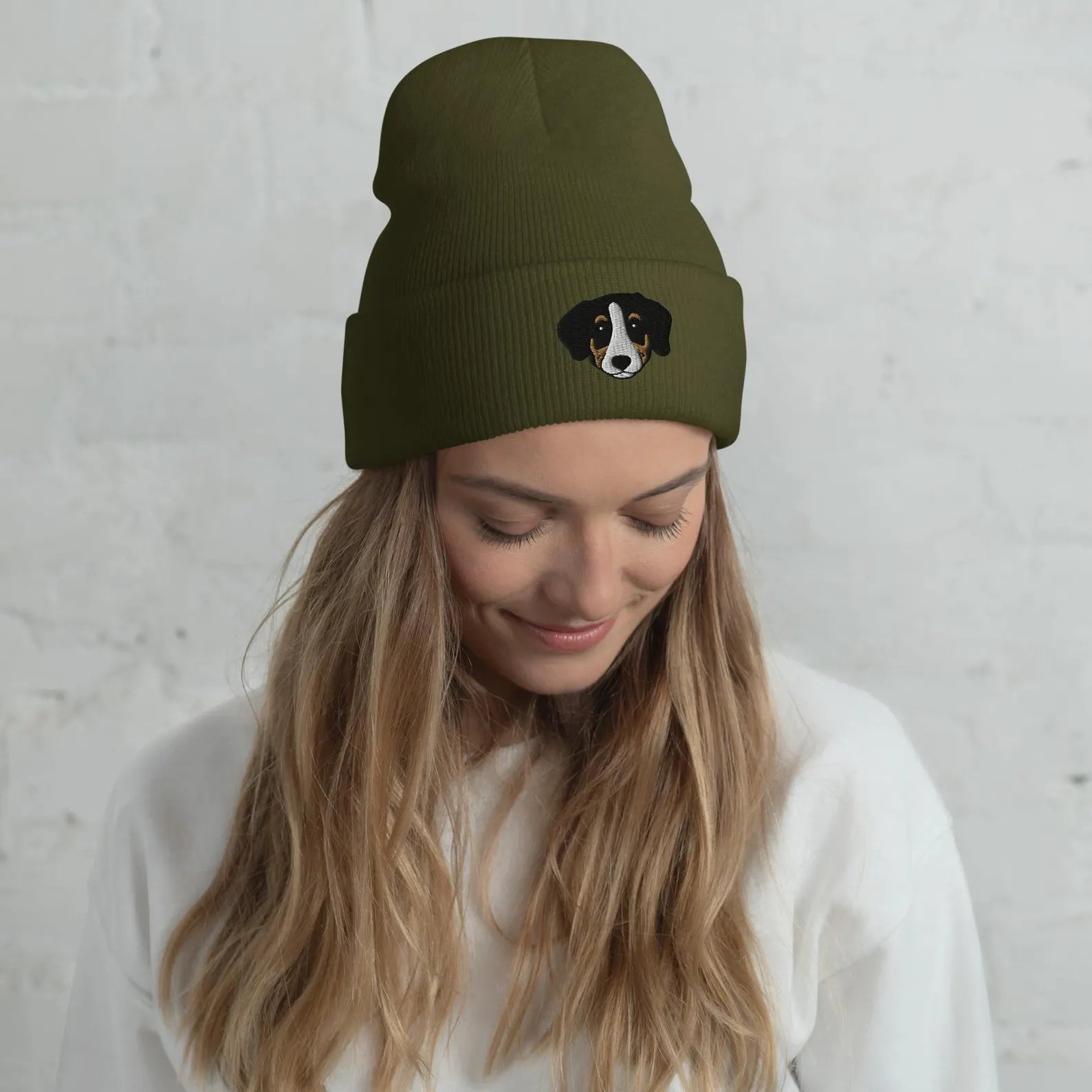 Custom embroidered beanie featuring a pet’s name or face design, made from soft knit fabric — perfect for cold weather and pet lovers